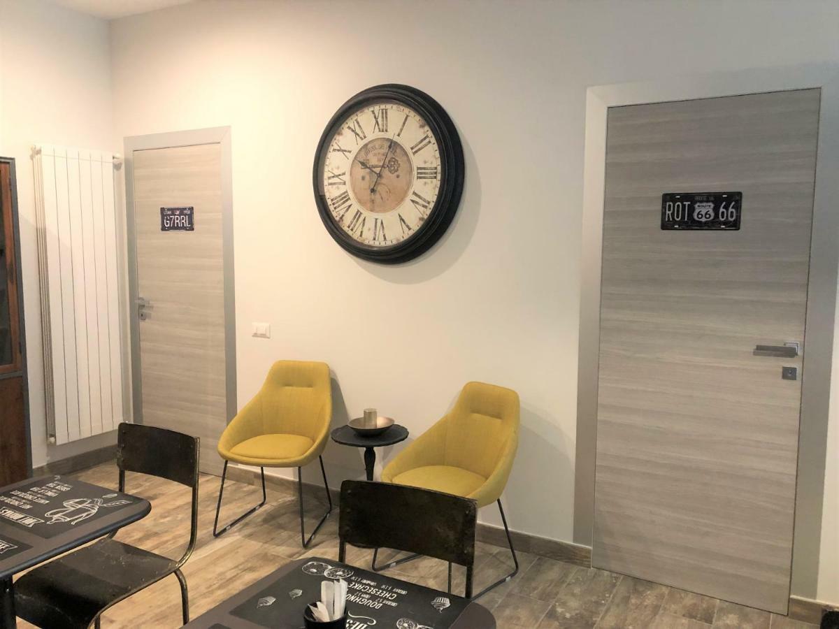 Отель Industrial Chic House - Private Parking Орвието Экстерьер фото